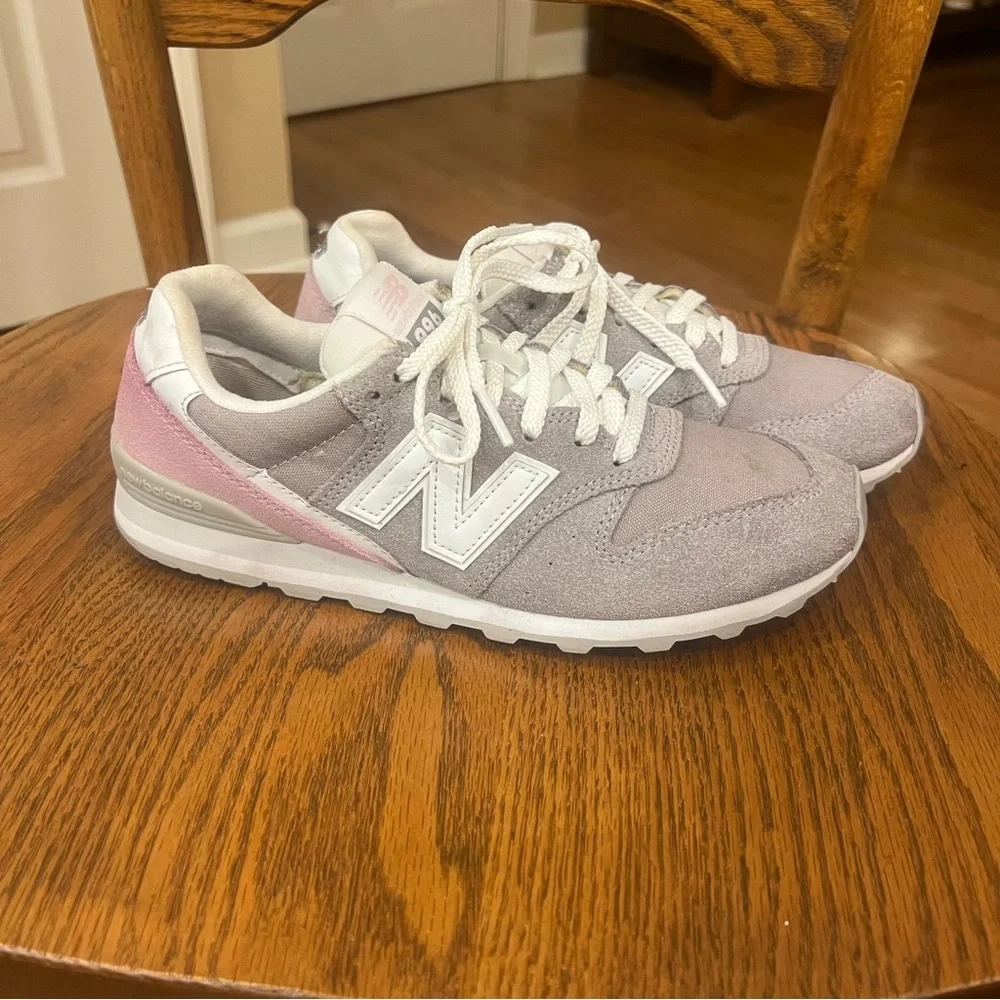 New Balance 996 Grey Pink Sneakers Women’s 7 WL996BC Athletic Lifestyle